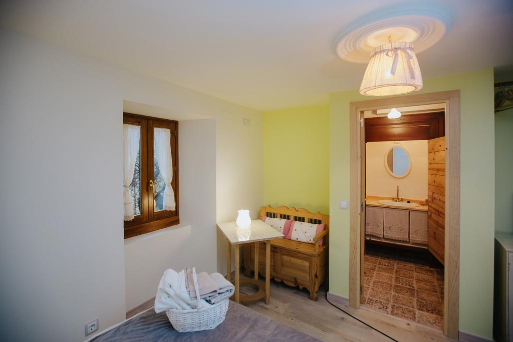 Casa Rural Valle De Tena Sallent de Gállego Екстериор снимка